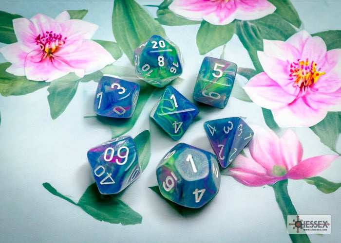Chessex Festive Waterlily/White Polyhedral 7-Dice Set